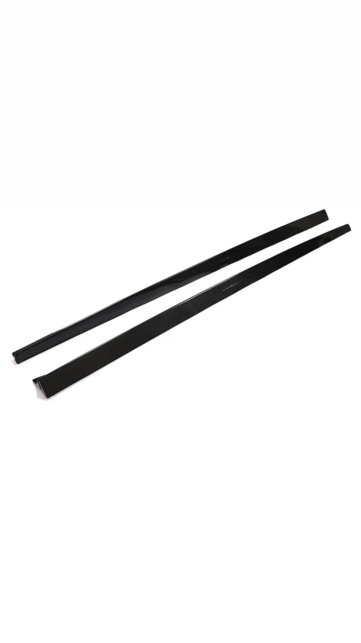 Carbonheld Carbon Seitenschweller – BMW M8 (F91/F92/F93)