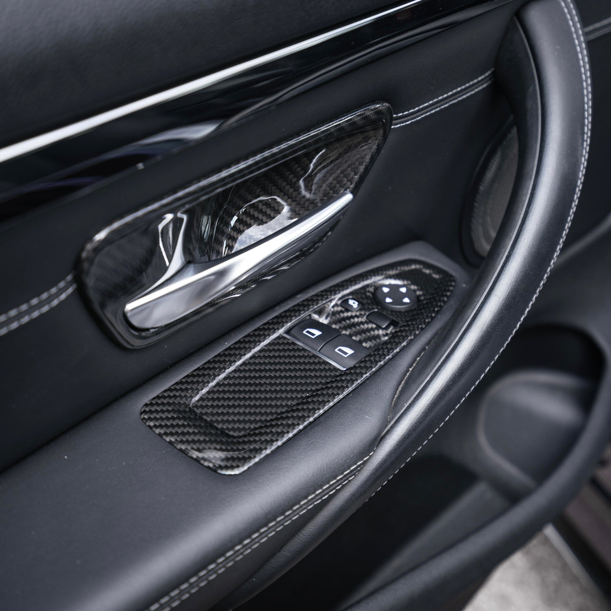 Carbonheld Carbon Schalterblenden – BMW F-Serie (F20/F22/F30/F31/F32/F33/F34/F80/F82)
