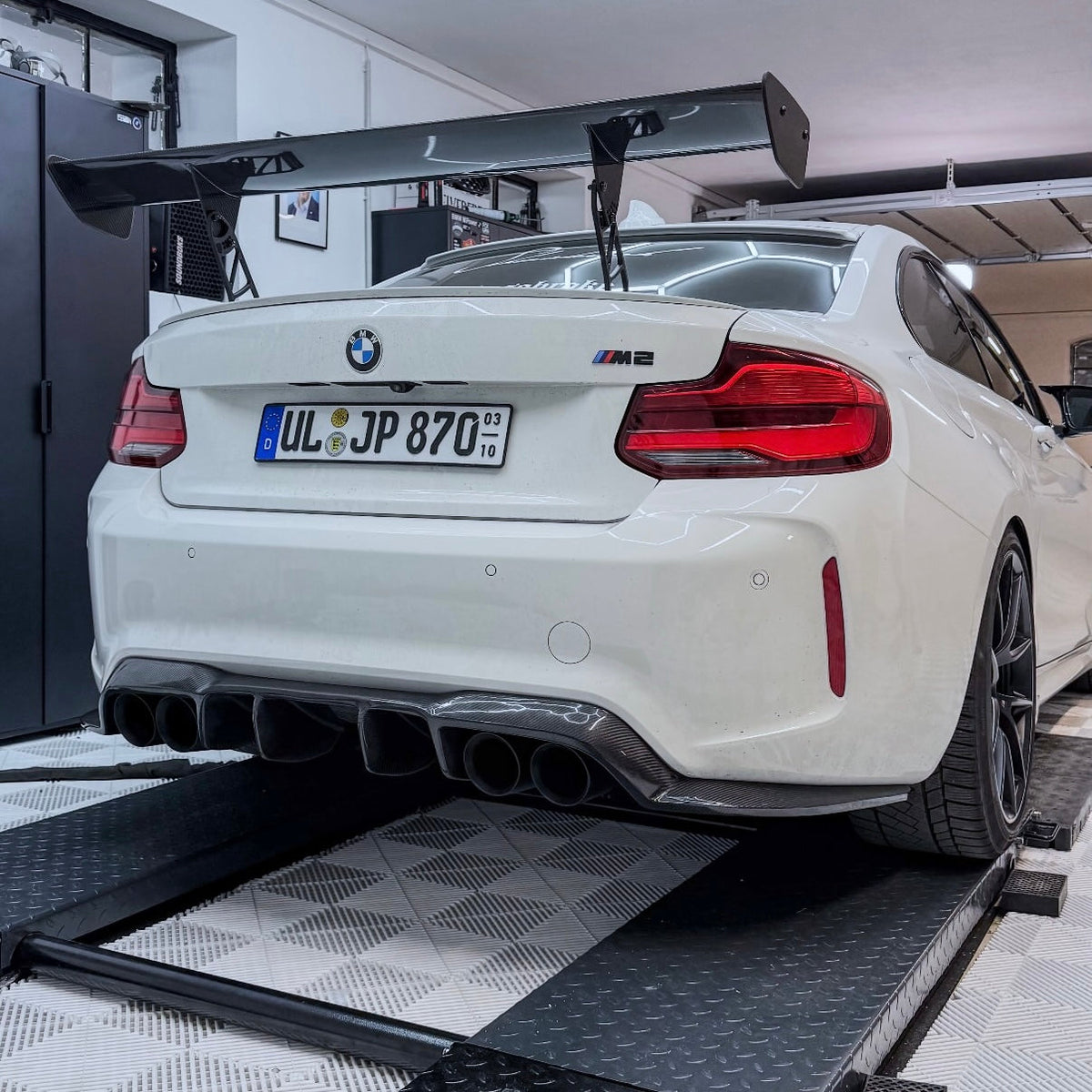 Carbonheld Carbon Heckdiffusor – BMW M2 / M2 Competition (F87) (Ausführung 2)