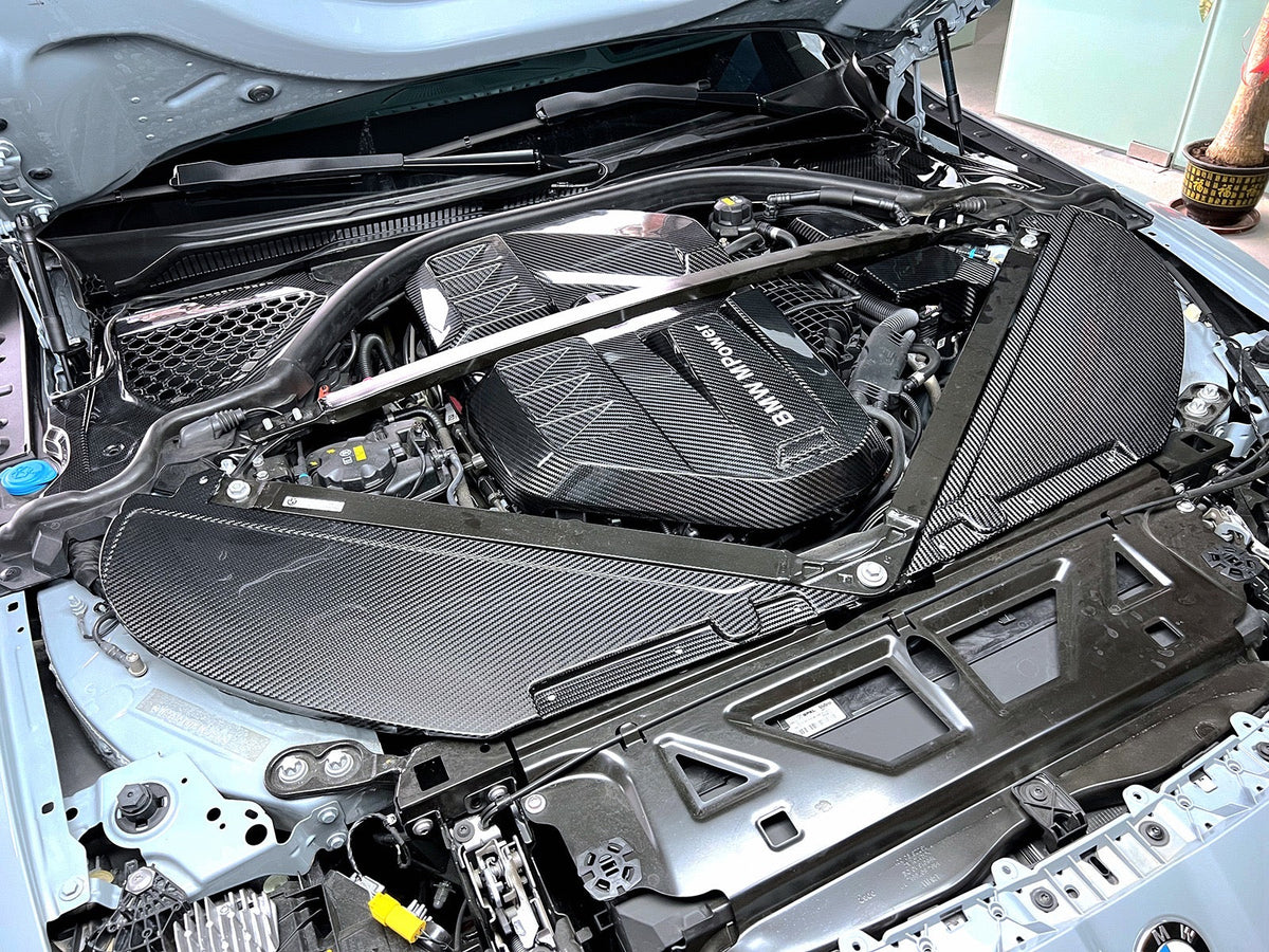 Carbonheld Carbon Lufteinlass-Abdeckung Motorraum – BMW M3 (G80) / M4 (G82)