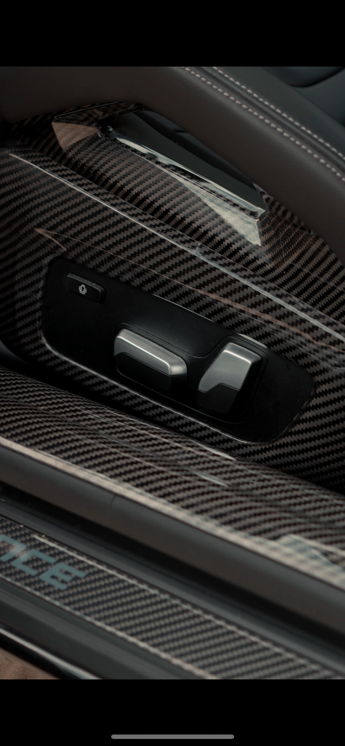 Carbonheld Carbon Einstiegsleisten – BMW M4 (G82/G83) / 4er (G22/G23) (Ausführung 2)