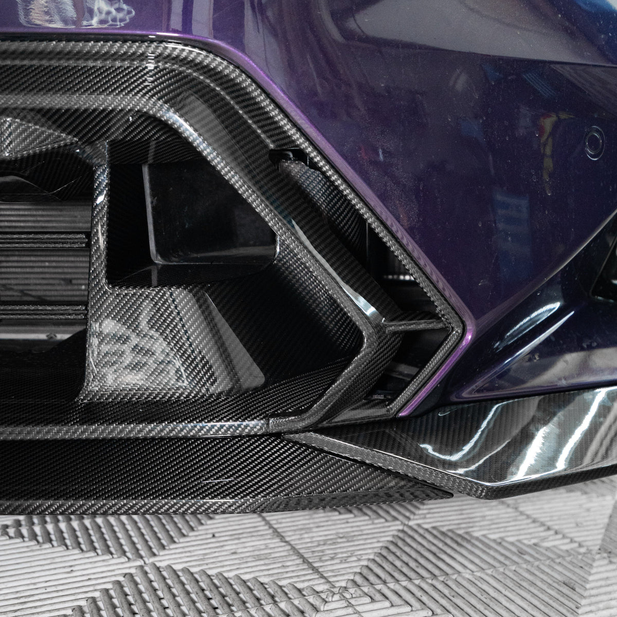 Carbonheld Carbon Lufteinlass vorne – BMW M5 (G90/G99)