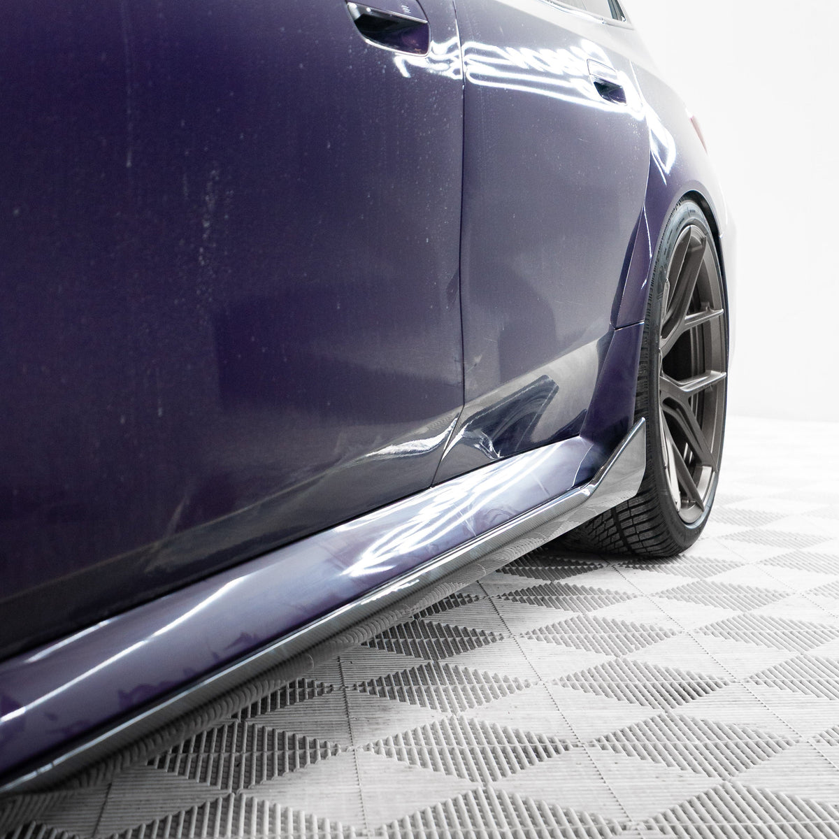Carbonheld Carbon Seitenschweller V2 – BMW M5 (G90/G99)
