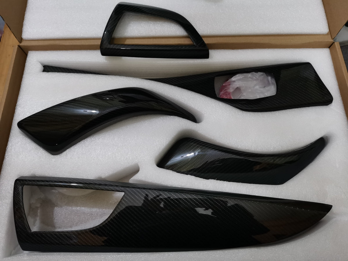 Carbonheld Carbon Interieurleisten-Set – BMW 1er (F21) / 2er (F22)