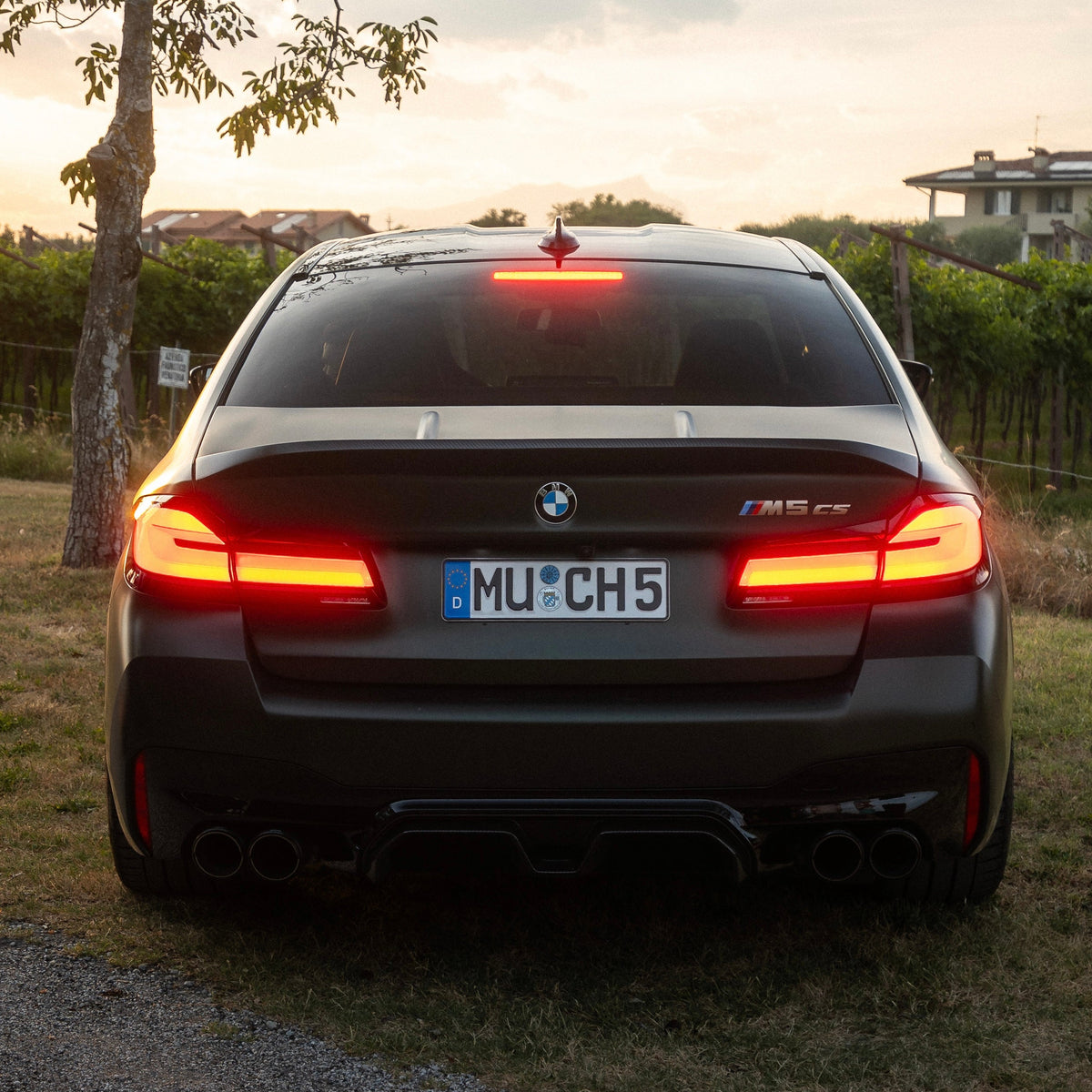 Carbonheld Carbon Kofferraumdeckel mit Ducktail – BMW M5 (F90)