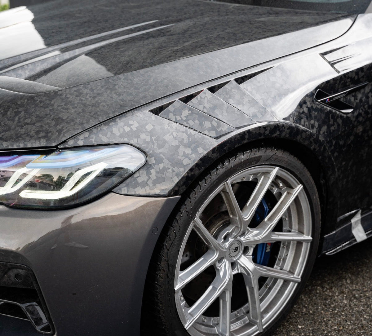 Carbonheld Carbon Kotflügel vorne – BMW M5 (F90)