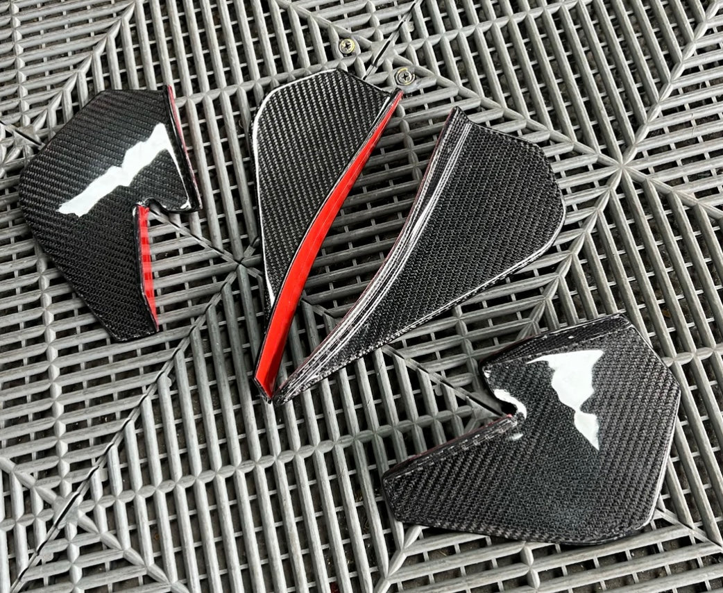 Carbonheld Carbon GT4 Canards – BMW M3 (F80) / M4 (F82/F83)