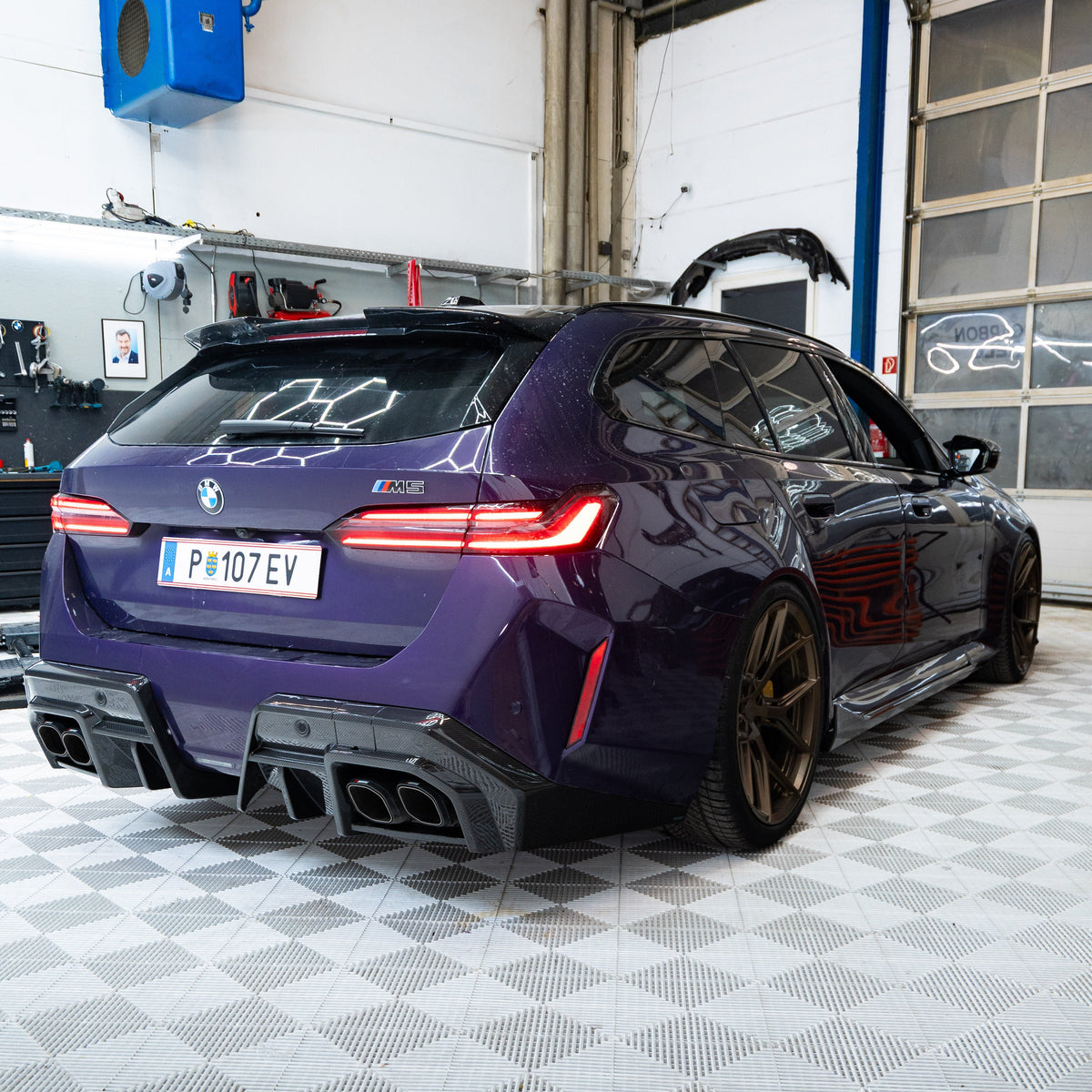 Carbonheld Carbon Heckdiffusor V1 – BMW M5 (G90/G99)