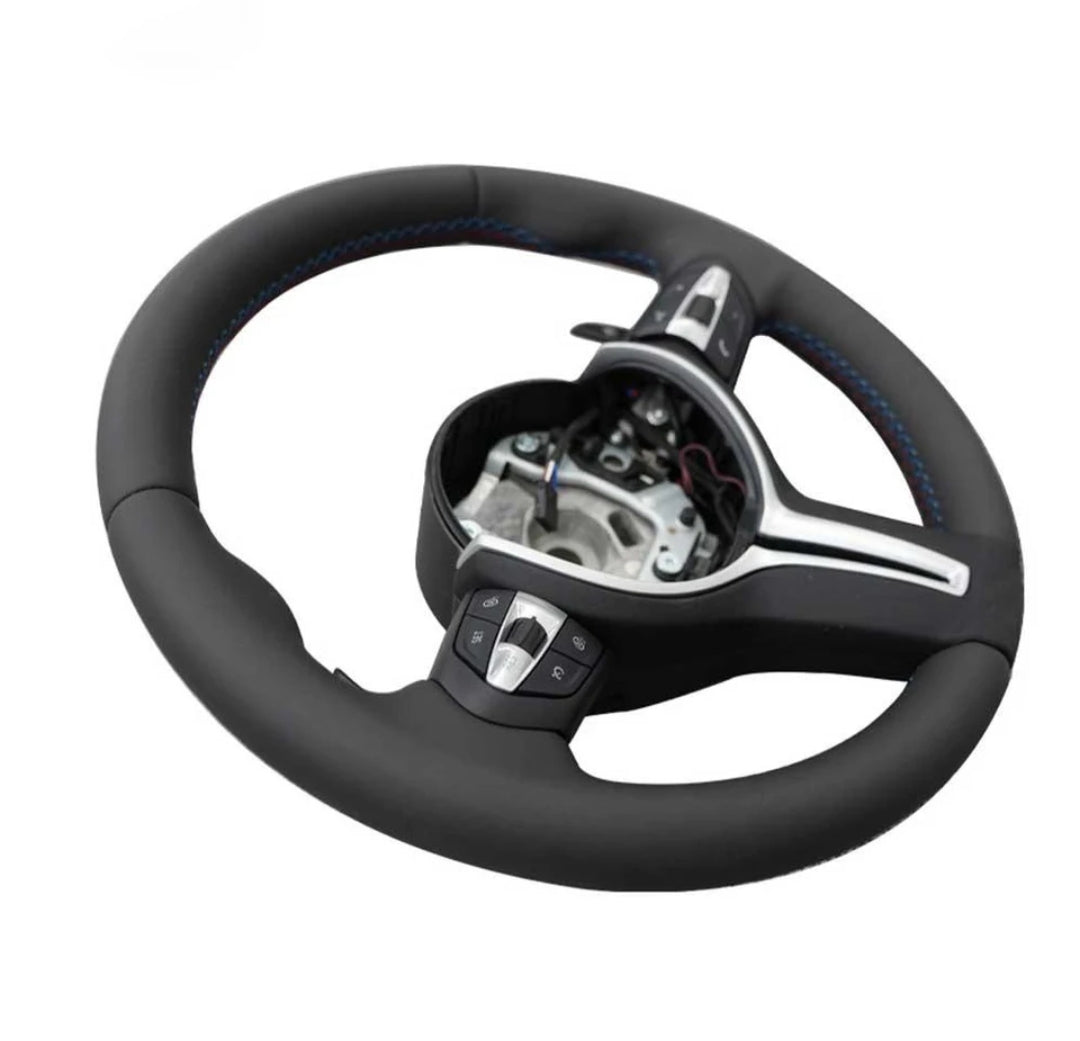 Carbonheld Carbon Lenkrad – BMW M5 / M6 und F-Serie (F10/F20/F22/F30/F32/F36/F06/F07)
