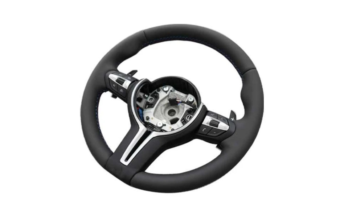 Carbonheld Carbon Lenkrad – BMW M5 / M6 und F-Serie (F10/F20/F22/F30/F32/F36/F06/F07)