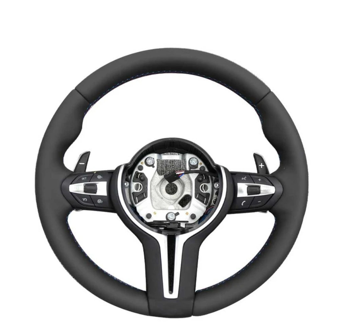 Carbonheld Carbon Lenkrad – BMW M5 / M6 und F-Serie (F10/F20/F22/F30/F32/F36/F06/F07)